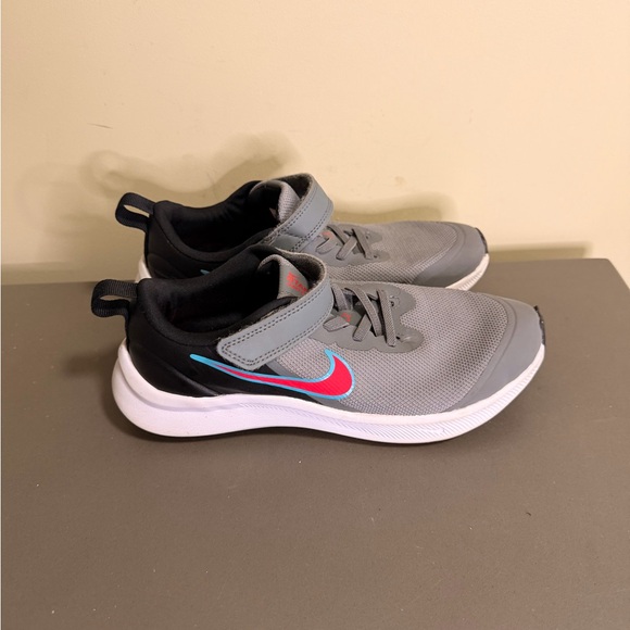 Nike Other - Youth Nike Star Runner 3 Athletic Shoes